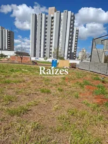 Lote/Terreno à venda, 250m² no Novo Mundo, Uberlândia