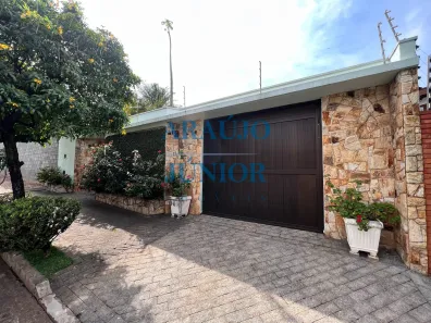 Casa com 3 Quartos à venda, 196m² no Chácara Machadinho II, Americana