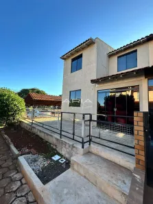 Casa de Condomínio com 2 Quartos à venda, 80m² no Jardim Tókio, Londrina