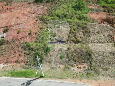 Lote/Terreno à venda, 132m² no Jardim do Golf I, Jandira
