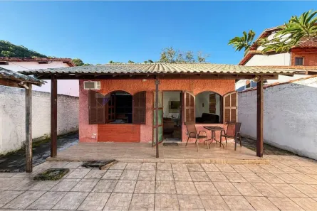Casa com 2 Quartos à venda, 88m² no Peró, Cabo Frio
