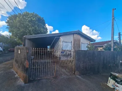 Casa com 3 Quartos à venda, 75m² no Núcleo Habitacional Castelo Branco, Marília
