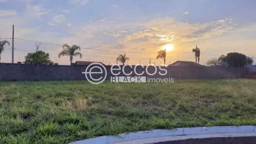 Lote/Terreno à venda, 592m² no Shopping Park, Uberlândia