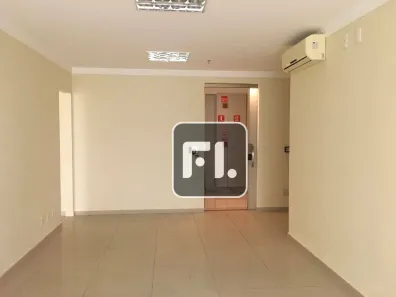 Sala Comercial para venda ou aluguel, 42m² no Dezoito do Forte Empresarial/Alphaville., Barueri