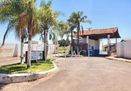 Casa com 3 Quartos para alugar, 200m² no Conjunto Habitacional Vila dos Comerciários II, Marília