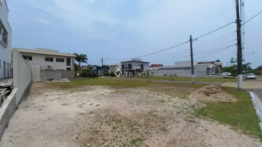 Lote/Terreno à venda, 690m² no Maitinga, Bertioga