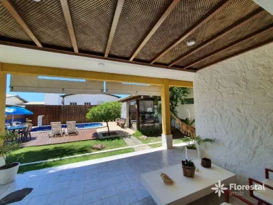 Casa de Condomínio com 4 Quartos à venda, 400m² no Itapuã, Salvador