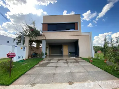 Sobrado com 3 Quartos à venda, 186m² no Jardins Capri, Senador Canedo