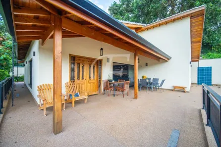 Casa de Condomínio com 3 Quartos à venda, 339m² no Chácara Vale do Rio Cotia, Carapicuíba