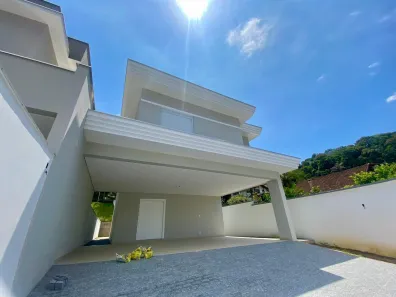Sobrado com 4 Quartos à venda, 1375m² no Glória, Joinville