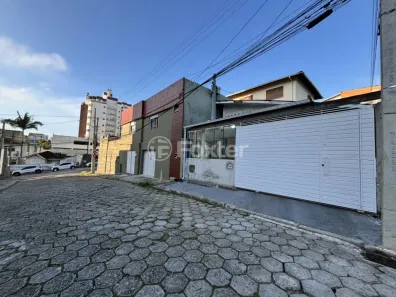 Casa com 1 Quarto à venda, 75m² no Canto, Florianópolis