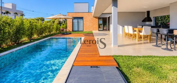Casa de Condomínio com 3 Quartos para alugar, 245m² no Jardim Villas do Golf, Itu
