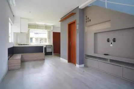 Sobrado com 2 Quartos à venda, 98m² no São João do Rio Vermelho, Florianópolis