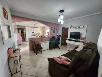 Casa com 4 Quartos à venda, 240m² no Jardim Marilu, Carapicuíba