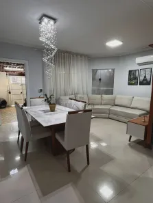 Casa com 2 Quartos à venda, 175m² no Loteamento Villa Branca, Jacareí