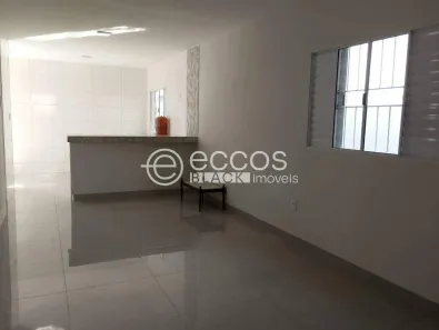Casa com 3 Quartos à venda, 220m² no Brasil, Uberlândia