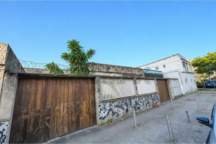 Casa com 5 Quartos à venda, 260m² no Vila Valqueire, Rio de Janeiro