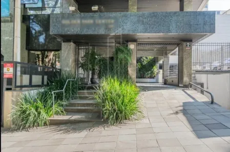 Sala Comercial para venda ou aluguel, 44m² no Moinhos de Vento, Porto Alegre