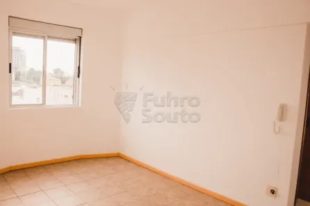 Apartamento com 2 Quartos para alugar, 57m² no Centro, Pelotas