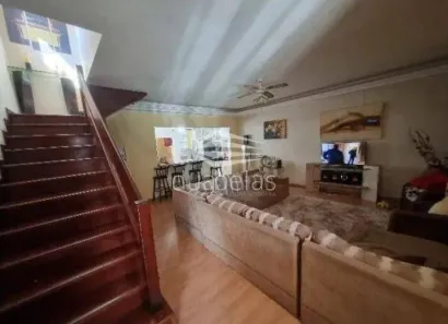 Sobrado com 3 Quartos à venda, 300m² no Jardim Estoril, São José dos Campos