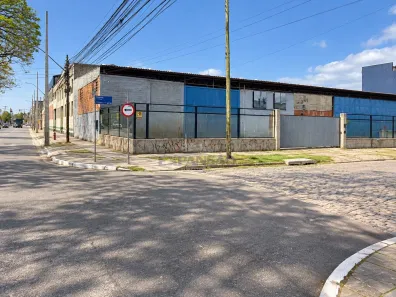 Galpão/Depósito/Armazém com 1 Quarto para alugar, 750m² no São Geraldo, Porto Alegre