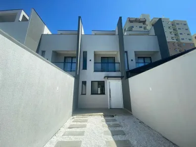 Sobrado com 2 Quartos à venda, 70m² no Morretes, Itapema