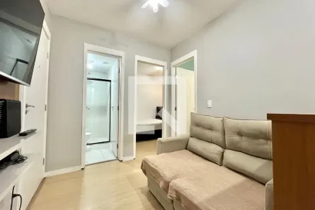 Apartamento com 2 Quartos à venda, 33m² no Jardim Itacolomi, São Paulo