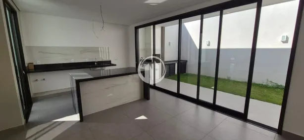 Casa de Condomínio com 3 Quartos à venda, 194m² no Chácara Morada Mediterrânea, Jundiaí