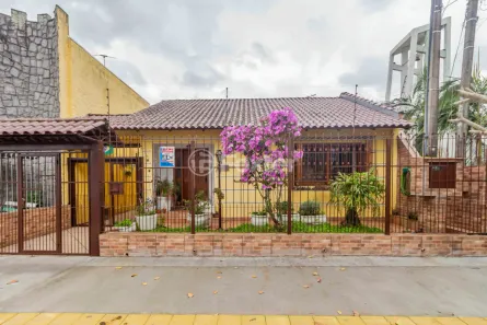 Casa com 2 Quartos à venda, 188m² no Sarandi, Porto Alegre