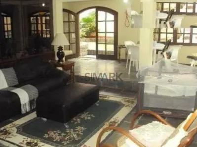 Casa com 4 Quartos à venda, 390m² no Camboinhas, Niterói