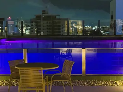 Apartamento com 2 Quartos à venda, 79m² no Canto, Florianópolis