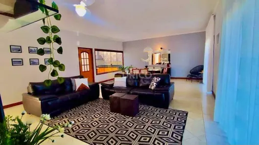 Casa com 4 Quartos à venda, 272m² no Parque Florence, Valinhos
