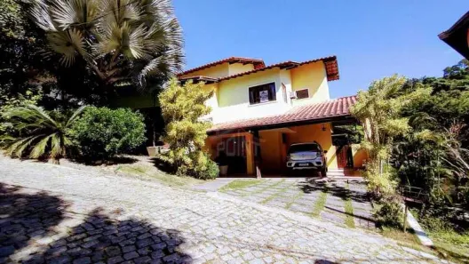 Casa de Condomínio com 3 Quartos à venda, 255m² no Badu, Niterói