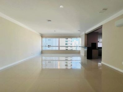 Apartamento com 2 Quartos à venda, 134m² no Centro, Balneário Camboriú