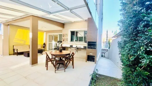 Casa de Condomínio com 4 Quartos à venda, 275m² no Jardim São Vicente, Cotia