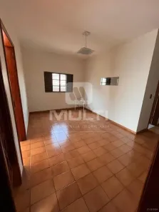 Casa com 4 Quartos à venda, 170m² no Santa Mônica, Uberlândia