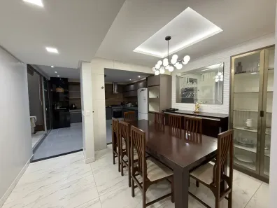 Sobrado com 3 Quartos à venda, 150m² no Serrinha, Goiânia