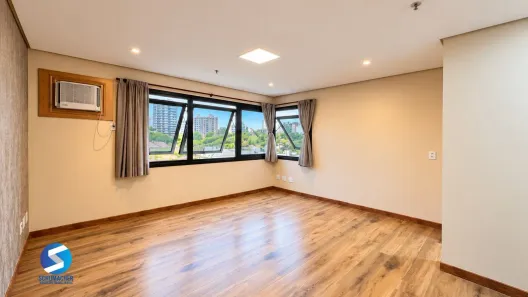 Sala Comercial à venda, 24m² no Menino Deus, Porto Alegre