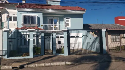 Casa com 4 Quartos à venda, 256m² no São Luis, Canoas