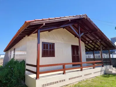 Casa com 3 Quartos à venda, 80m² no Oficinas, Tubarão