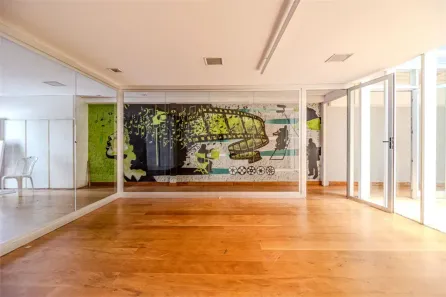 Prédio Comercial com 2 Quartos para alugar, 440m² no Cerqueira César, São Paulo
