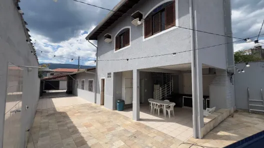 Sobrado com 5 Quartos à venda, 171230m² no Real, Praia Grande