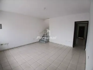 Sobrado com 2 Quartos para alugar, 130m² no Parque São Cristóvão, Taubaté