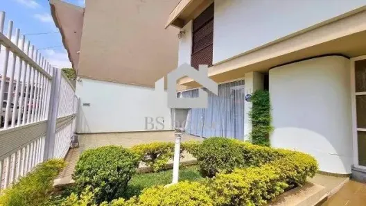 Sobrado com 4 Quartos para alugar, 311m² no Jardim, Santo André