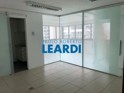 Ponto Comercial para alugar, 50m² no Moema, São Paulo