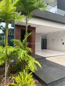 Casa com 4 Quartos para alugar, 275m² no Ponta Negra, Manaus