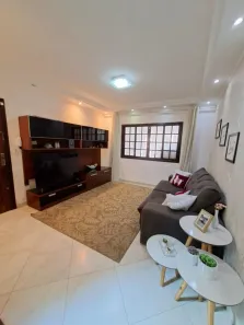 Sobrado com 4 Quartos à venda, 240m² no Parque São Vicente, Mauá