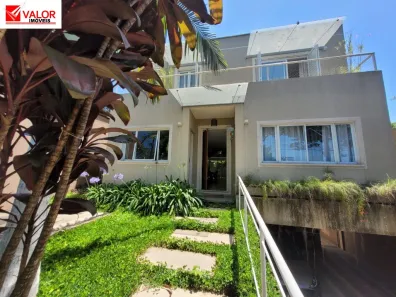 Sobrado com 2 Quartos à venda, 120m² no Jardim Maria Rosa, Taboão da Serra