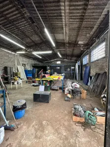 Galpão/Depósito/Armazém com 1 Quarto para venda ou aluguel, 300m² no Cidade Nova São Miguel, São Paulo