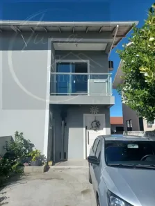 Casa com 3 Quartos à venda, 124m² no Carianos, Florianópolis
